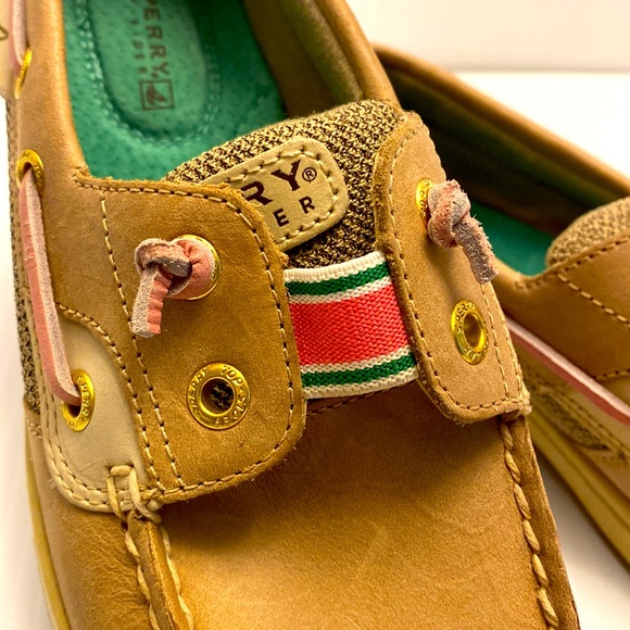 Sperry Shoes - Sperry Women's Rainbow Fish Slip-on Boat Size 6